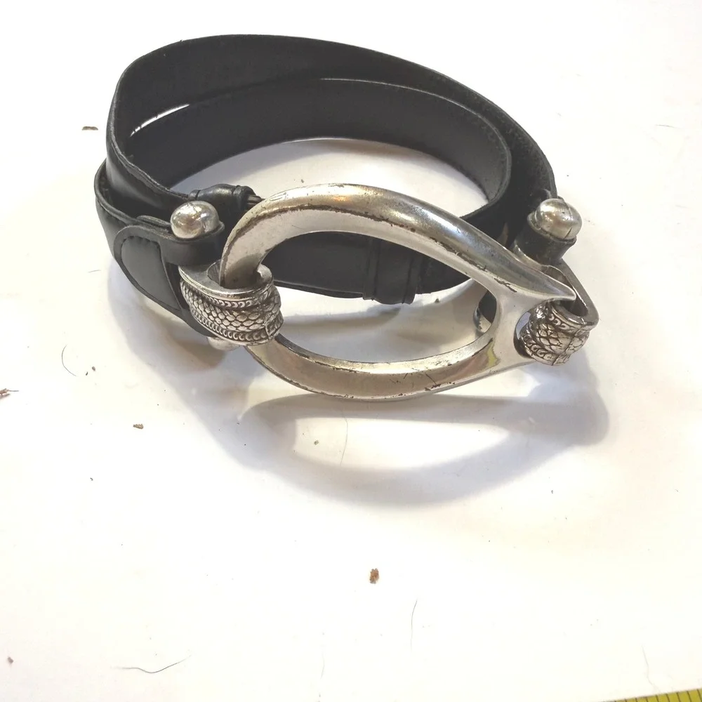 Black Leather Belt Oversized Silver Horseshoe Buckle Equestrian Small